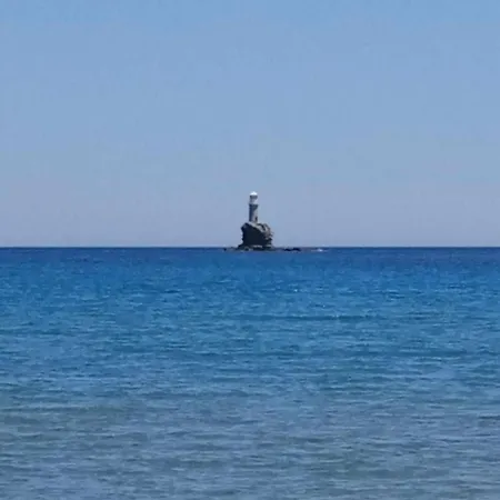 Escape Chora Tatil Evi Ándros